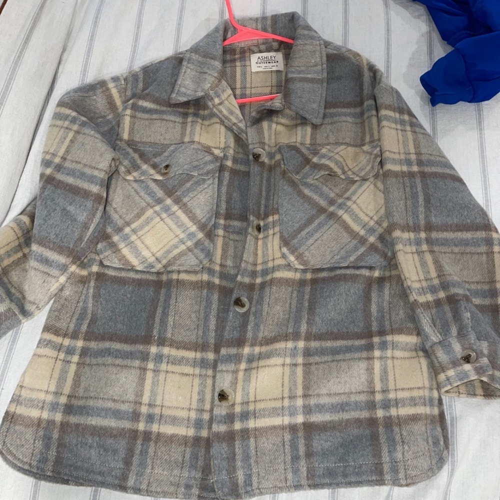 Womens shacket